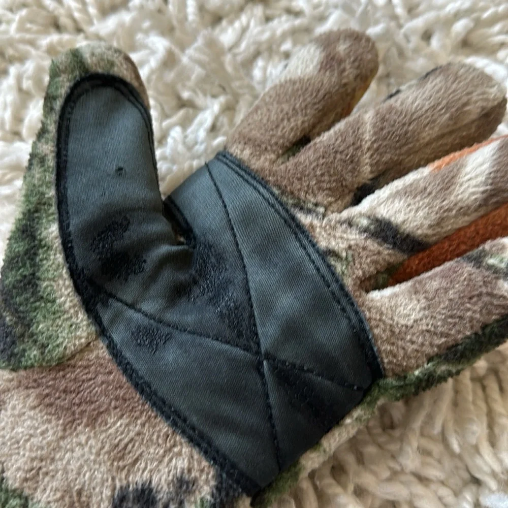 Outfitters Ridge Winter Youth Gloves Size Medium